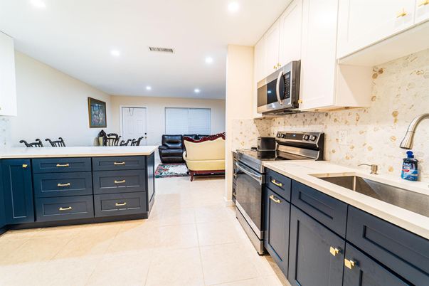 Interior, Kitchen, Living room, Recessed Lighting