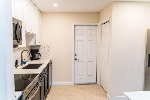 Interior, Kitchen, Recessed Lighting