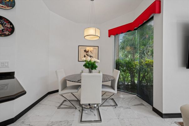 Dining room, Interior, Marble, Pendant Lights