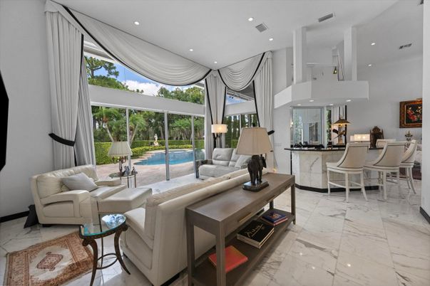 Dining room, Interior, Living room, Marble, Recessed Lighting