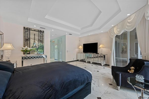 Bedroom, Interior, Marble, Recessed Lighting