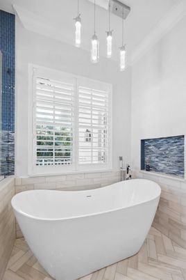 Bathroom, Free Standing Baths, Interior, Pendant Lights, Wood Texture Flooring