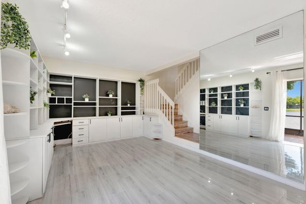 Interior, Recessed Lighting, Wood Texture Flooring