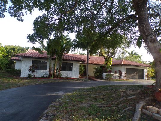 Attached, Backyard, Exterior, Facade, Spanish Mediterranean