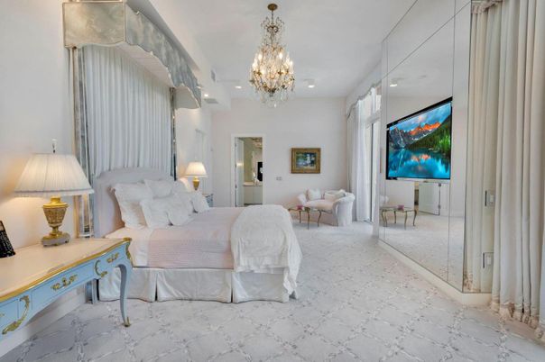 Bedroom, Chandelier, Interior, Recessed Lighting