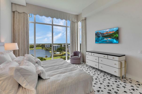 Bedroom, Interior, Water