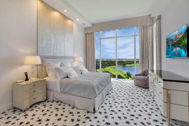 Bedroom, Interior, Recessed Lighting, Water