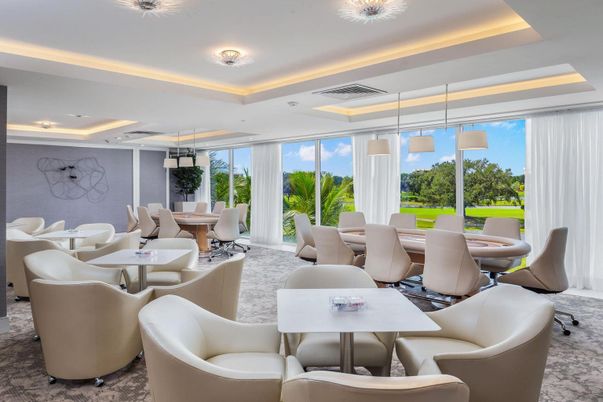Dining room, Interior, Living room, Pendant Lights, Recessed Lighting