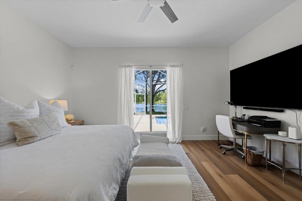 Bedroom, Home Office, Interior, Wood Texture Flooring