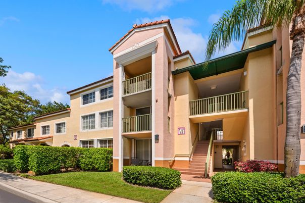 Exterior, Facade, Condo Building