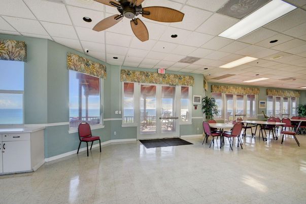 Dining room, Interior, Recessed Lighting