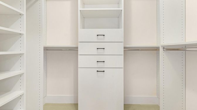 Interior, Walk-in Closets