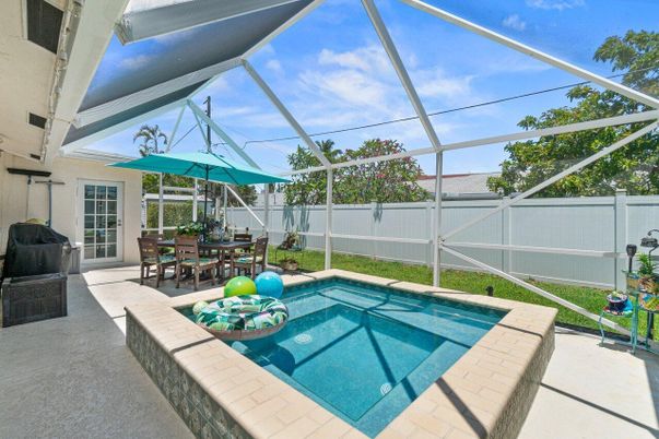 Dining room, Glass Ceilings, Interior, Pool, Sun Room