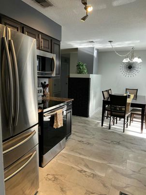 Dining room, Interior, Kitchen, Pendant Lights, Stainless Steel Appliances
