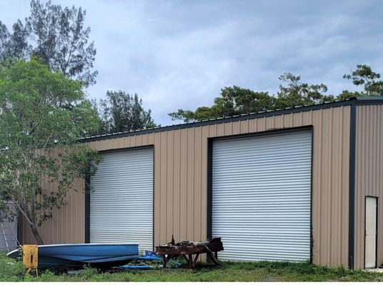 Detached Garage, Exterior
