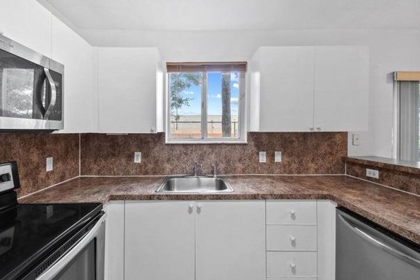 Interior, Kitchen, Pendant Lights