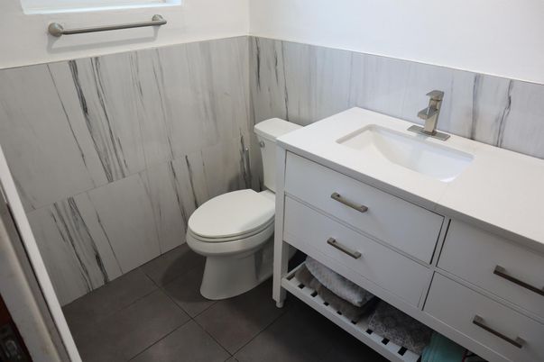 Bathroom, Interior
