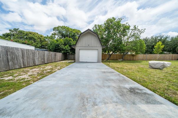 Backyard, Detached Garage, Exterior