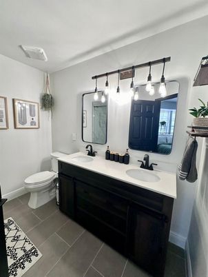 Bathroom, Dual Sink Vanities, Interior