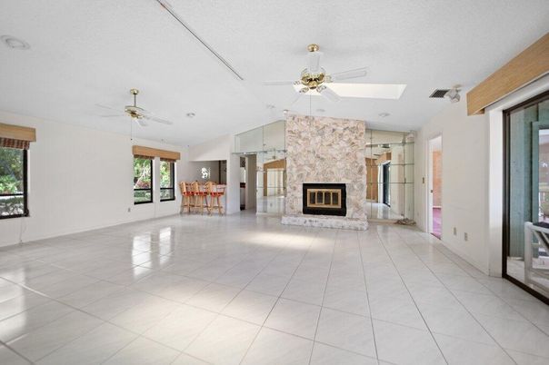 Empty room, Fireplace, Interior