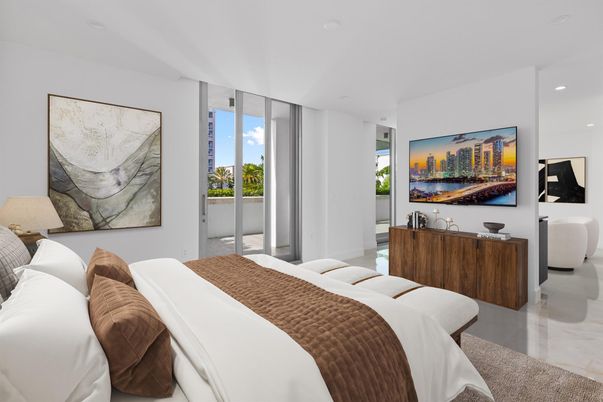 Bedroom, Interior, Recessed Lighting