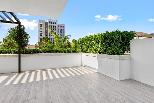 Exterior, Wood Texture Flooring