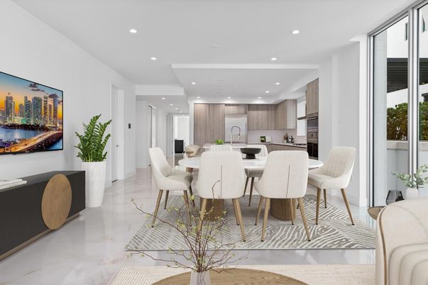 Dining room, Interior, Kitchen, Recessed Lighting, Stainless Steel Appliances