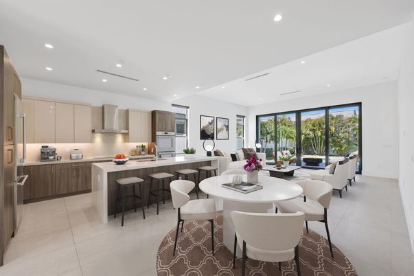 Dining room, Interior, Kitchen, Recessed Lighting, Stainless Steel Appliances