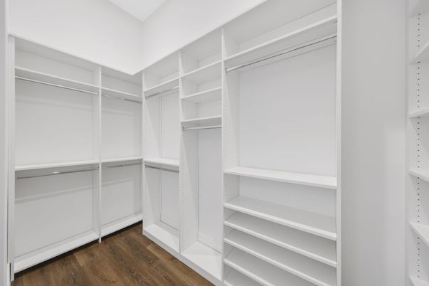 Interior, Walk-in Closets, Wood Texture Flooring