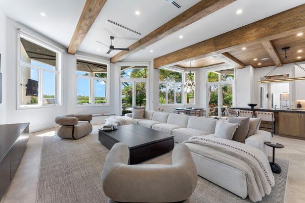 Dining room, Interior, Kitchen, Living room, Pendant Lights, Recessed Lighting, Wooden Beams, Wooden Ceilings