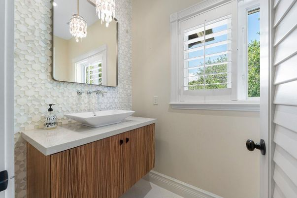 Bathroom, Interior, Pendant Lights