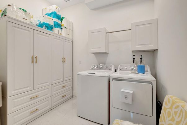 Interior, Washer