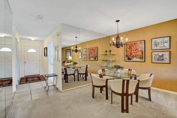 Chandelier, Dining room, Interior