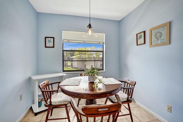 Dining room, Interior, Pendant Lights