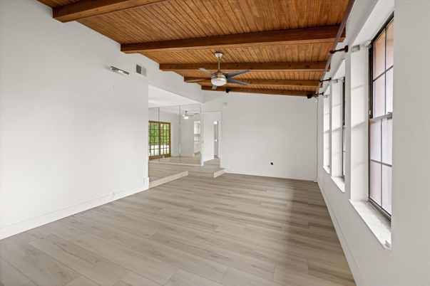 Empty room, Interior, Wooden Beams, Wooden Ceilings, Wood Texture Flooring