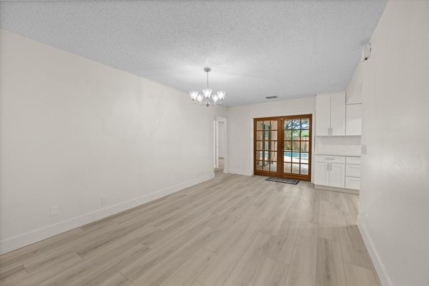 Chandelier, Empty room, Interior, Wood Texture Flooring