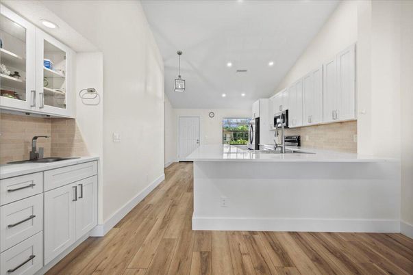 Interior, Kitchen, Pendant Lights, Recessed Lighting, Wood Texture Flooring