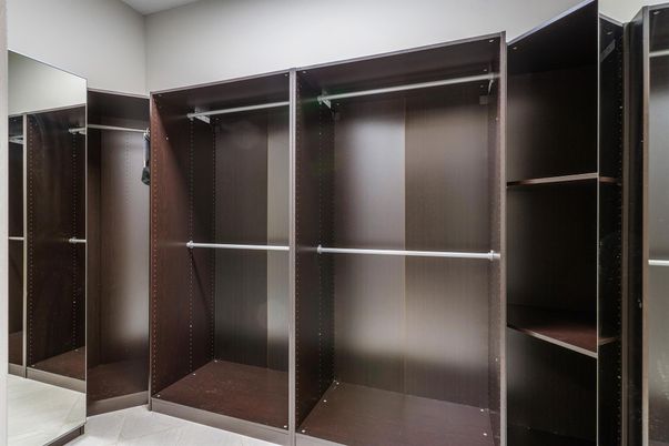 Interior, Walk-in Closets