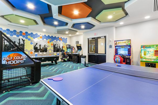 Game Room, Interior, Recessed Lighting