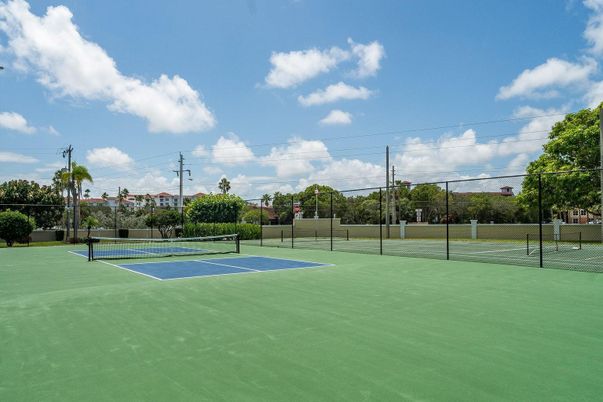 Exterior, Tennis Courts