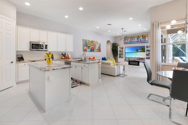 Dining room, Interior, Kitchen, Living room, Pendant Lights, Recessed Lighting, Stainless Steel Appliances
