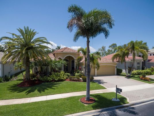 Attached, Backyard, Exterior, Facade, Mediterranean