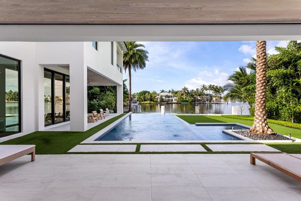 Exterior, Pool, Water