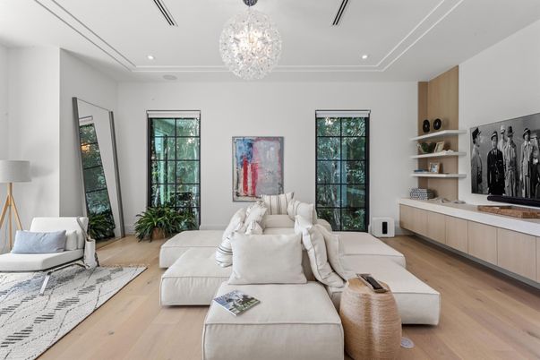 Chandelier, Interior, Living room, Recessed Lighting, Wood Texture Flooring