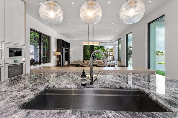 Interior, Kitchen, Pendant Lights, Recessed Lighting, Stainless Steel Appliances