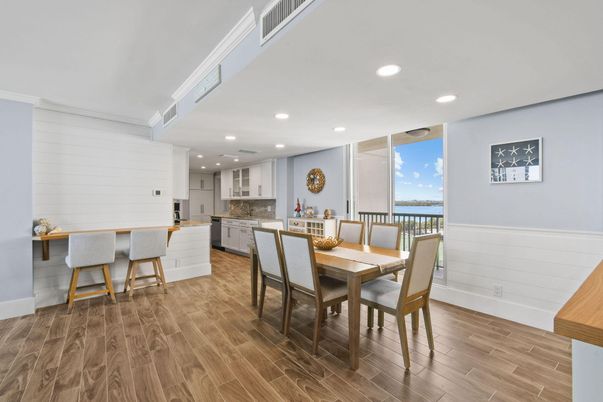 Dining room, Interior, Kitchen, Recessed Lighting, Water, Wood Texture Flooring