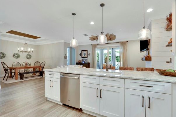 Chandelier, Dining room, Interior, Kitchen, Pendant Lights, Recessed Lighting, Wood Texture Flooring