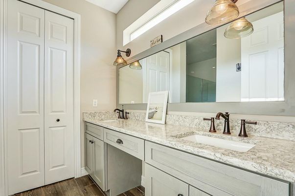 Bathroom, Dual Sink Vanities, Interior, Wood Texture Flooring