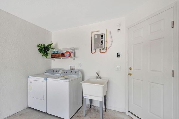 Interior, Washer