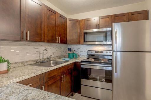 Interior, Kitchen, Stainless Steel Appliances